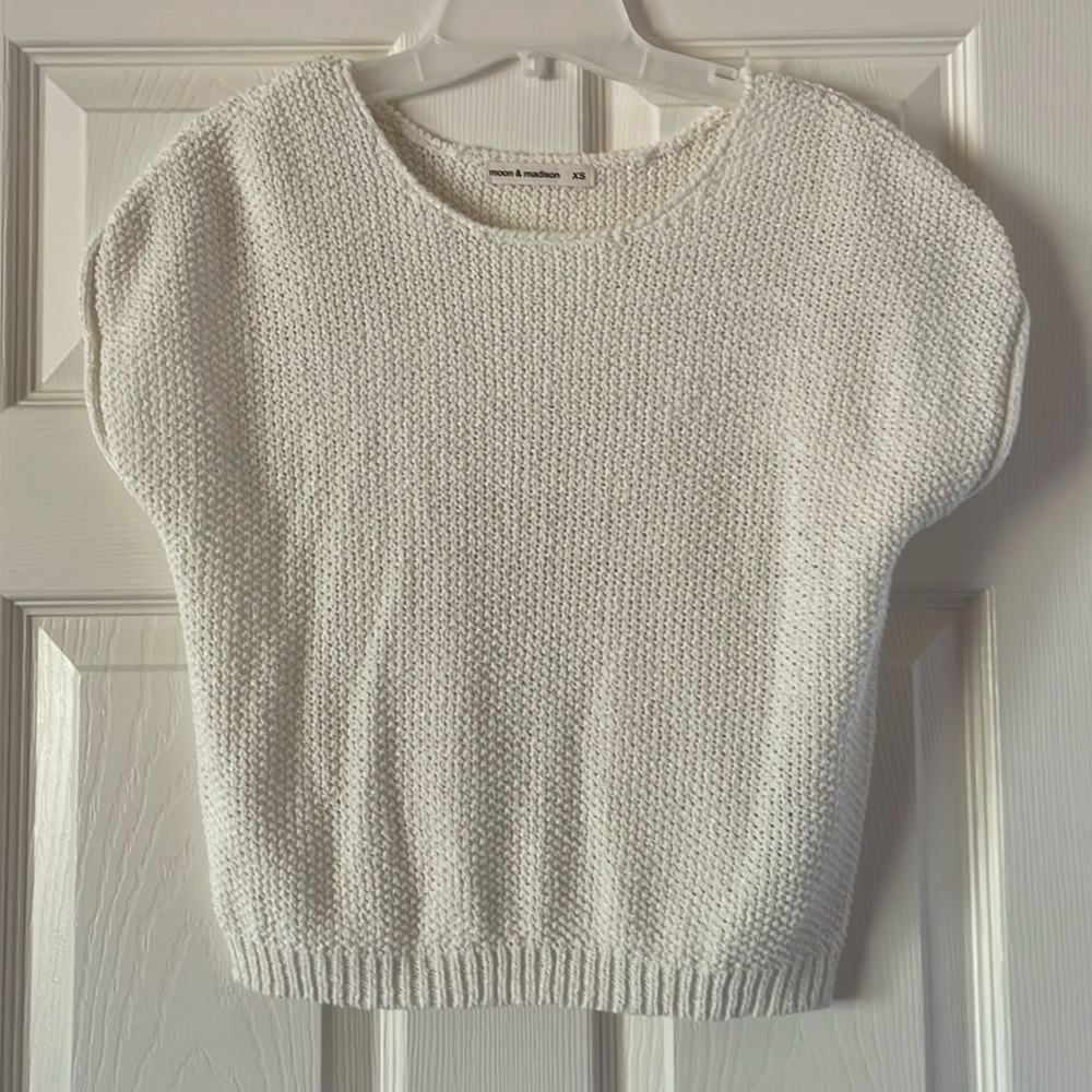 Women’s cap sleeve summer sweater